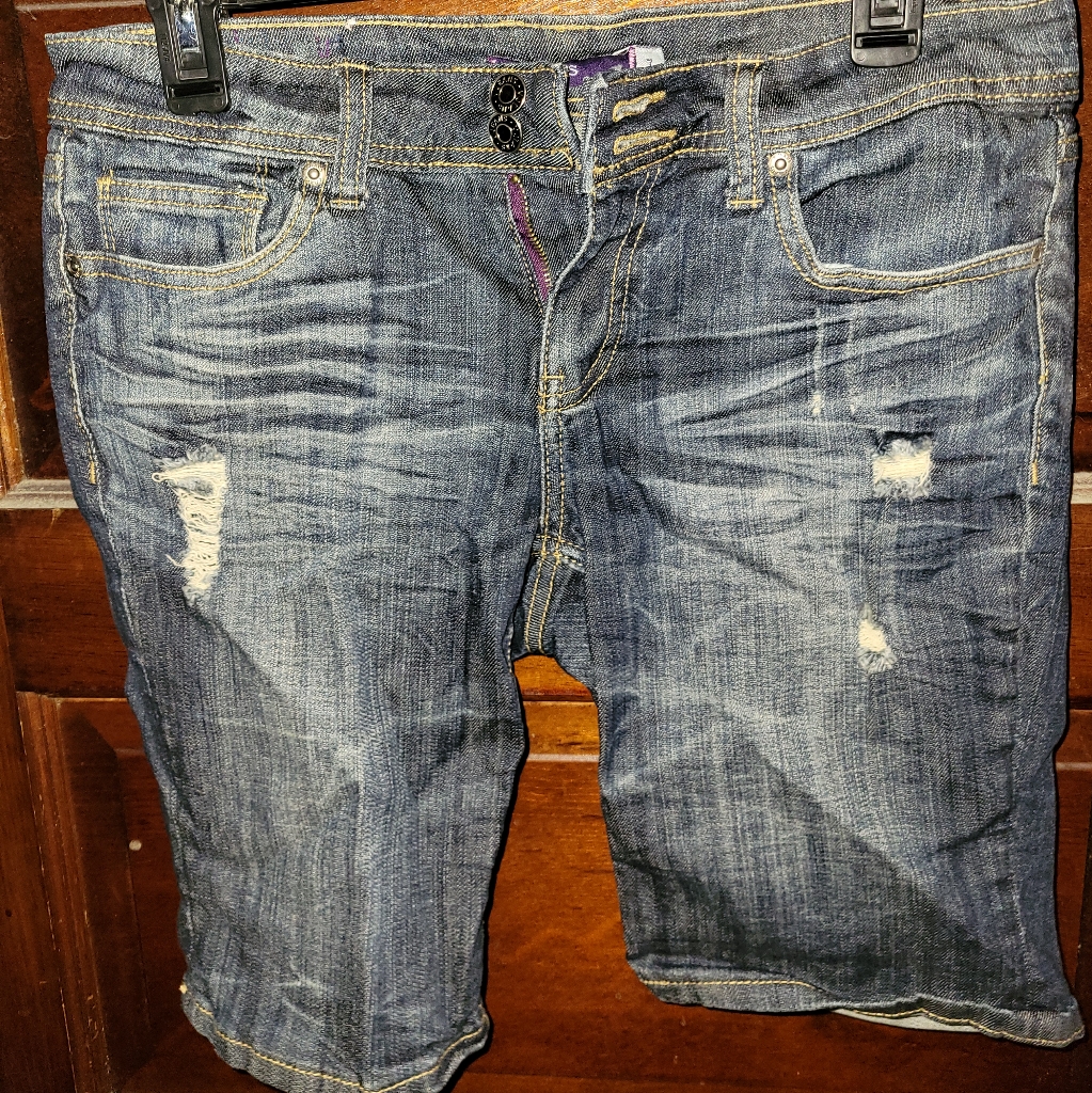 Vigoss Distressed Denim Bermuda Shorts Lowrise Vigoss Distressed Denim Bermuda Shorts Lowrise